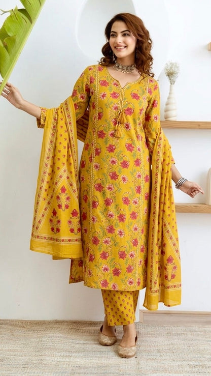 Vintage floral ensemble