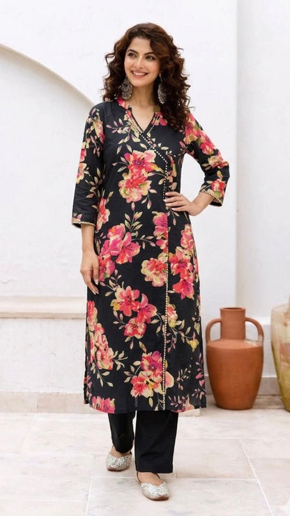 Classic black floral set