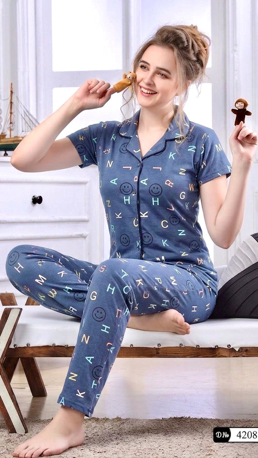 Alphabet collar nighty